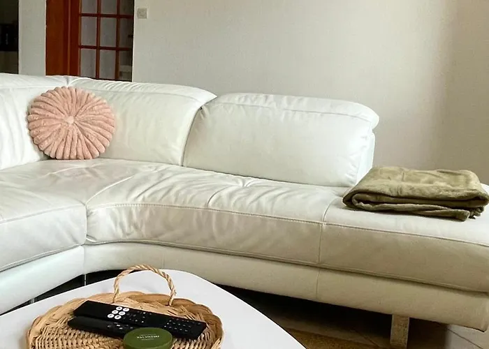 Le Zoe Apartment